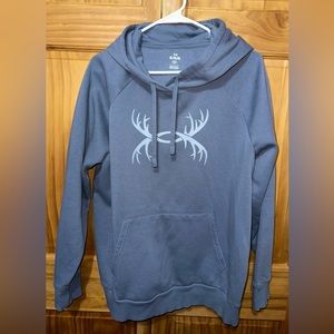 Women’s UA sweatshirt size XL Navy Blue.